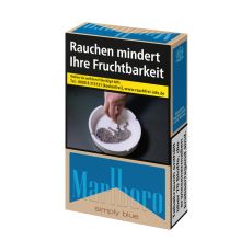 Schachtel Zigaretten Marlboro simply blue. Beige-blaue Packung mit Marlboro Logo.