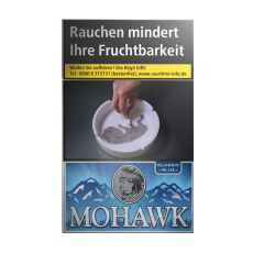 Schachtel Zigaretten Mohawk Blue. Blaue Packung mit Bergen und Indianer und grauer Mohawk Aufschrift.