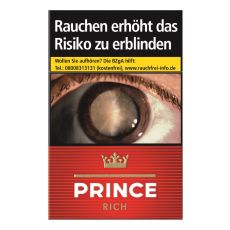 Schachtel Zigaretten Prince Denmark. Rote Packung mit goldener Krone und weißer Prince Aufschrift.